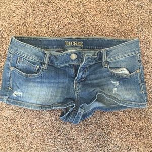 Junior’s Decree Shorts